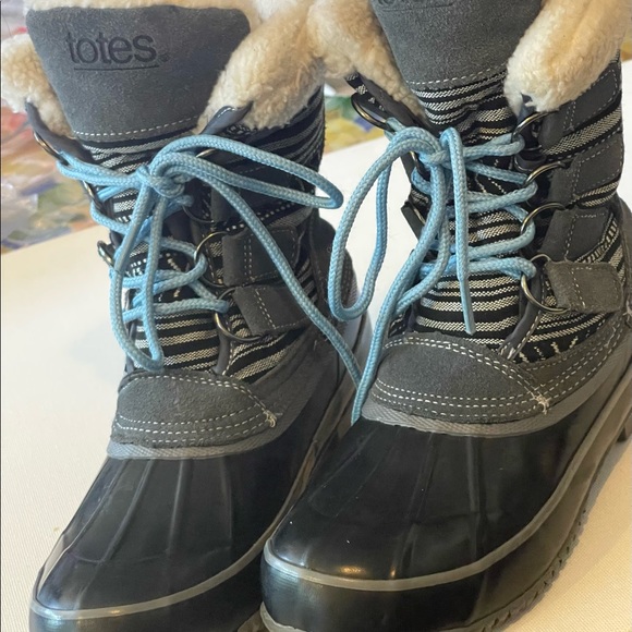 Totes Leslie women’s winter duck boots - Picture 6 of 9